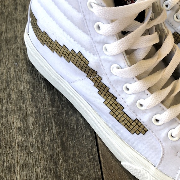 Vans Limited Edition X Nintendo SK 8 - Hi Slim Sneakers